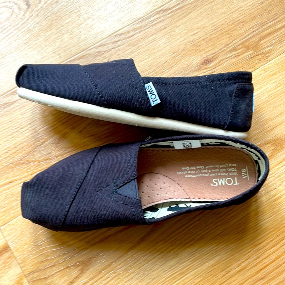 Toms Solid Black Canvas Alpargatas